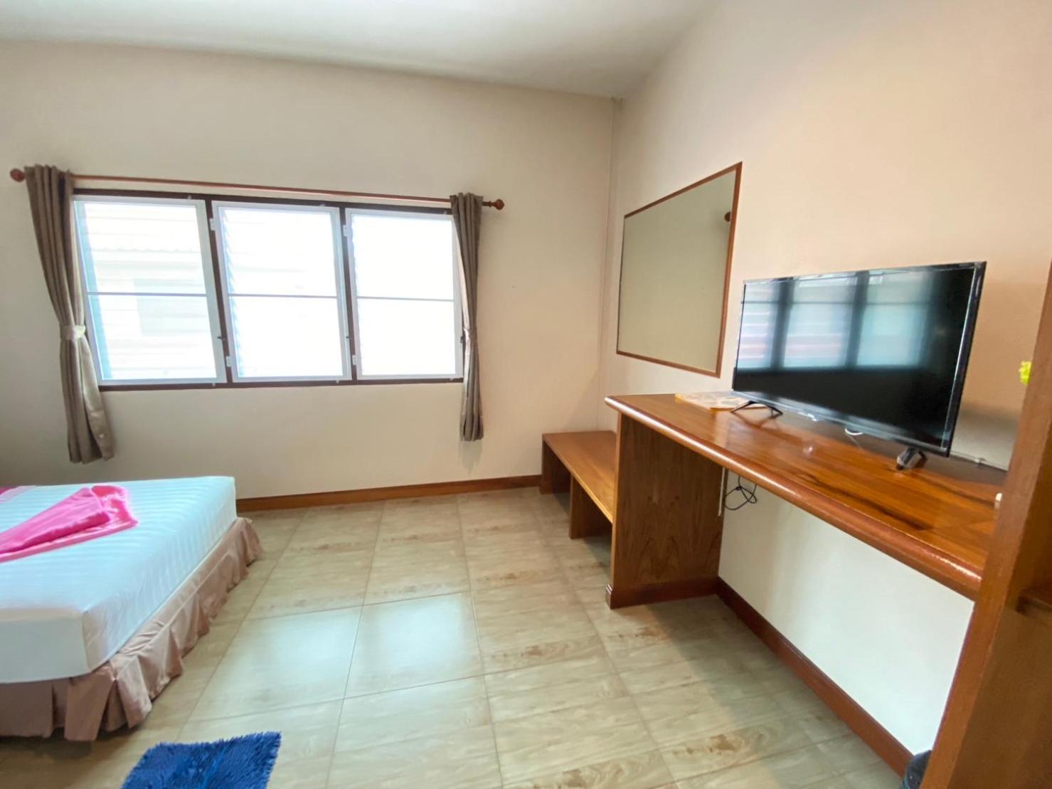 Lotus Hostel Beach Ko Tao Ngoại thất bức ảnh