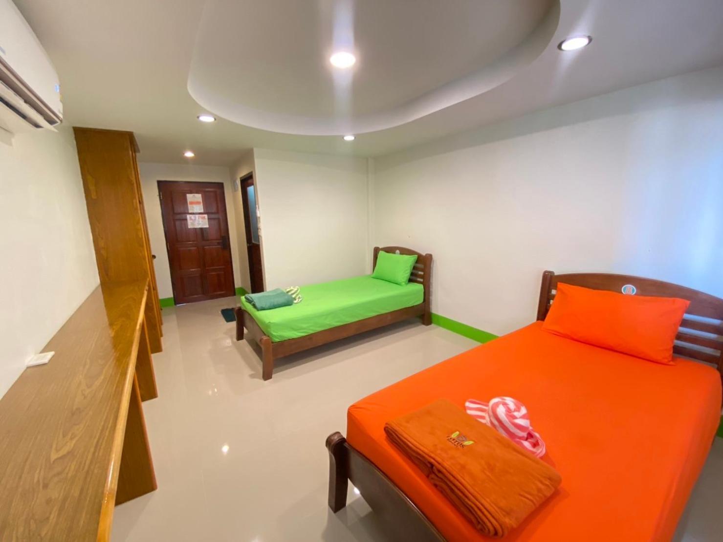 Lotus Hostel Beach Ko Tao Ngoại thất bức ảnh